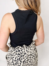 SUE|CROPPEDTOP|schwarzuni